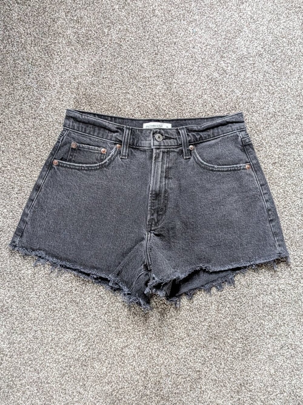 Abercrombie and Fitch High Rise 90s Cutoff Short size 26